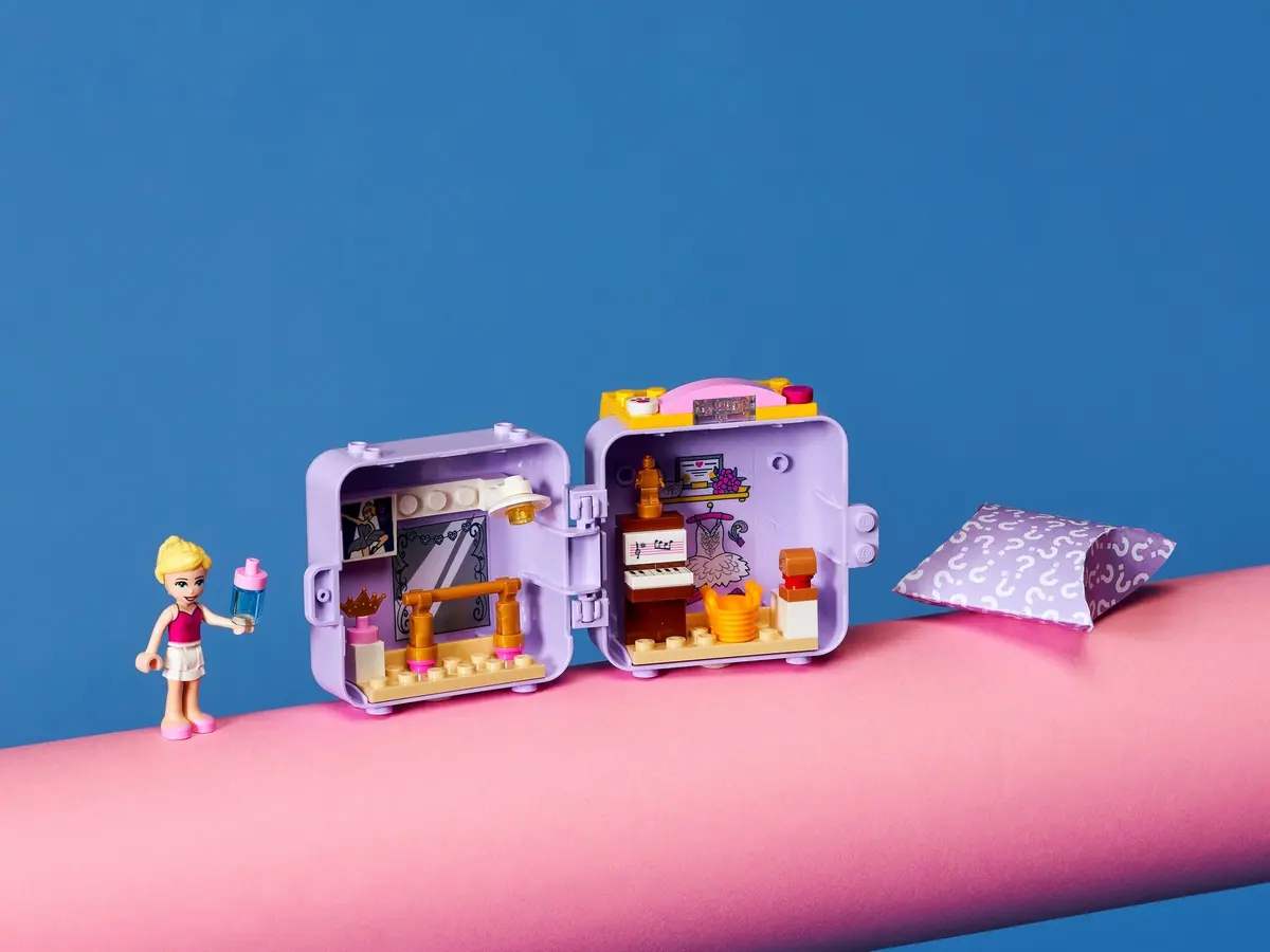 LEGO Friends 41670 Stephanie's Ballet Cube set, image 8
