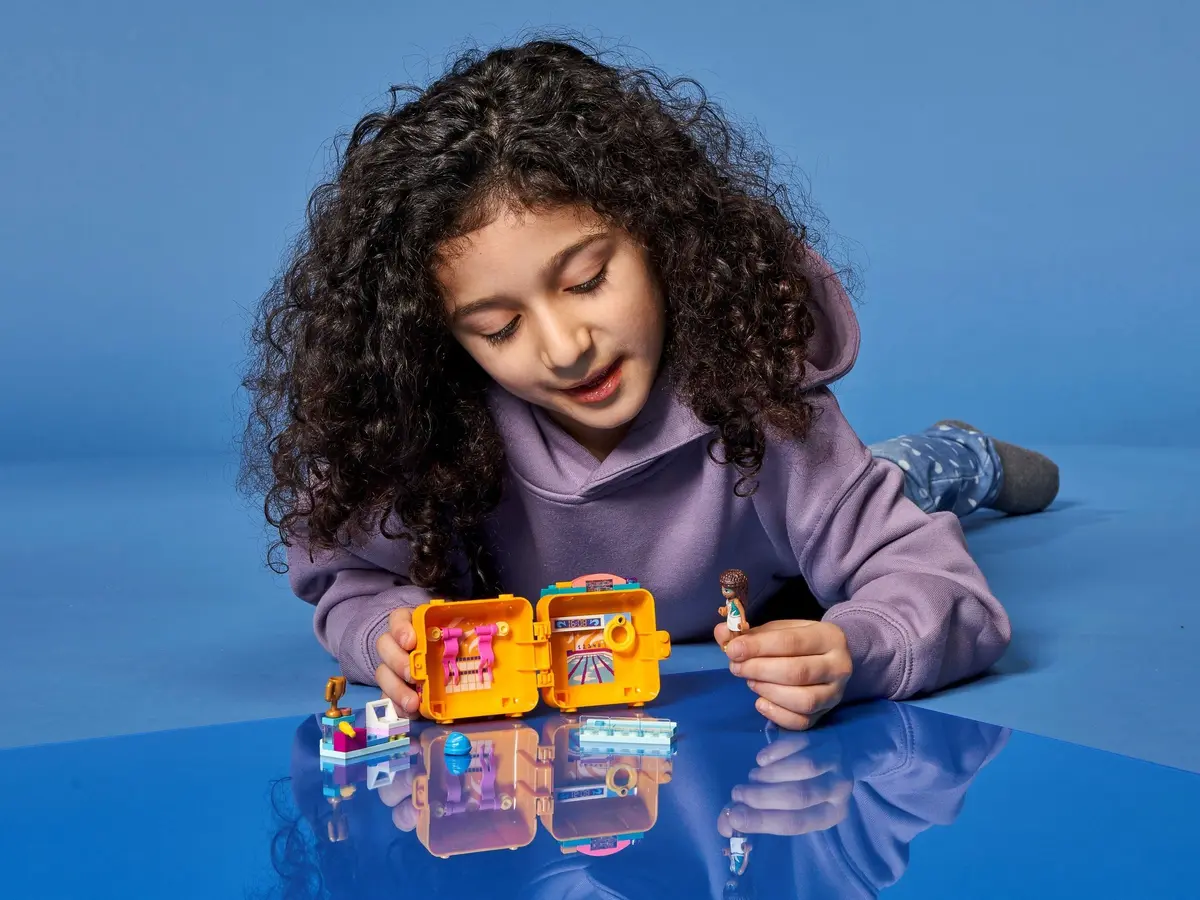 LEGO Friends 41671 Andrea's Swimming Cube set, image 8