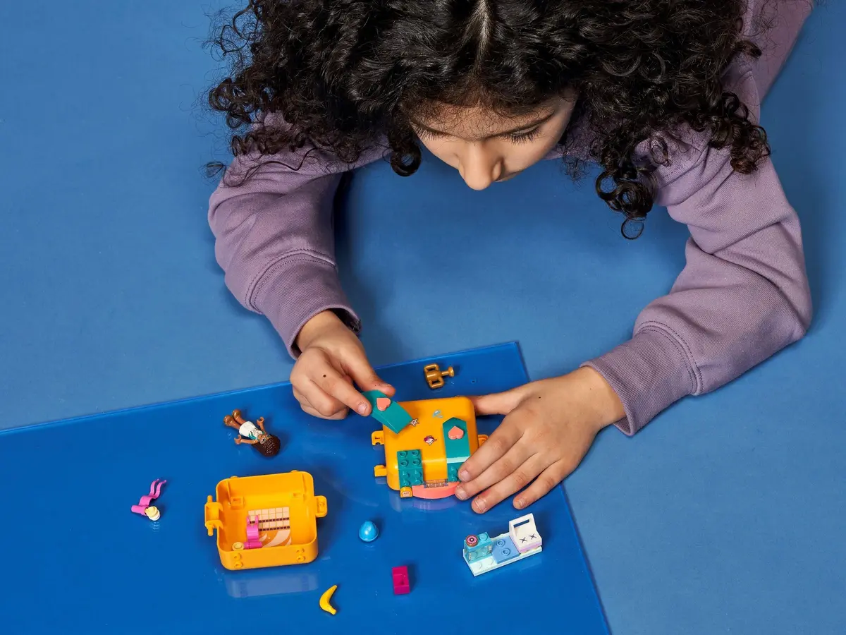 LEGO Friends 41671 Andrea's Swimming Cube set, image 7