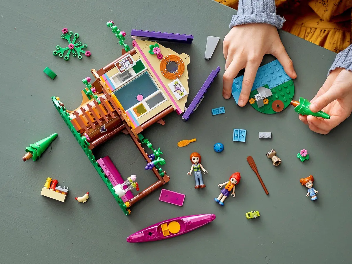 LEGO Friends 41679 Forest House set, image 6