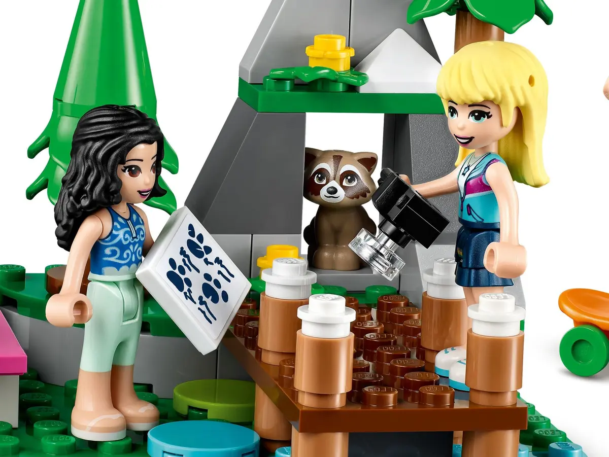 LEGO Friends 41681 Forest Camper Van and Sailboat set, image 3