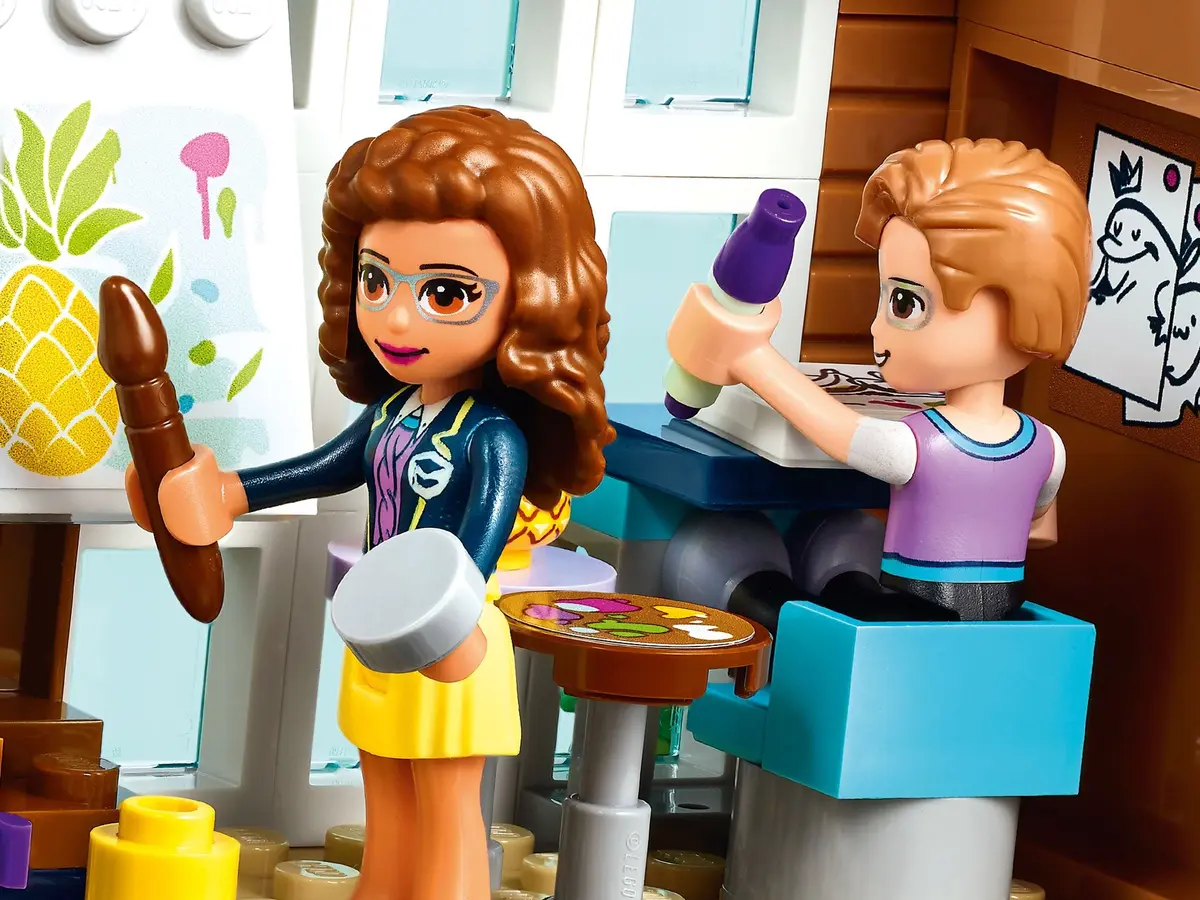 LEGO Friends 41682 Heartlake City School set, image 5