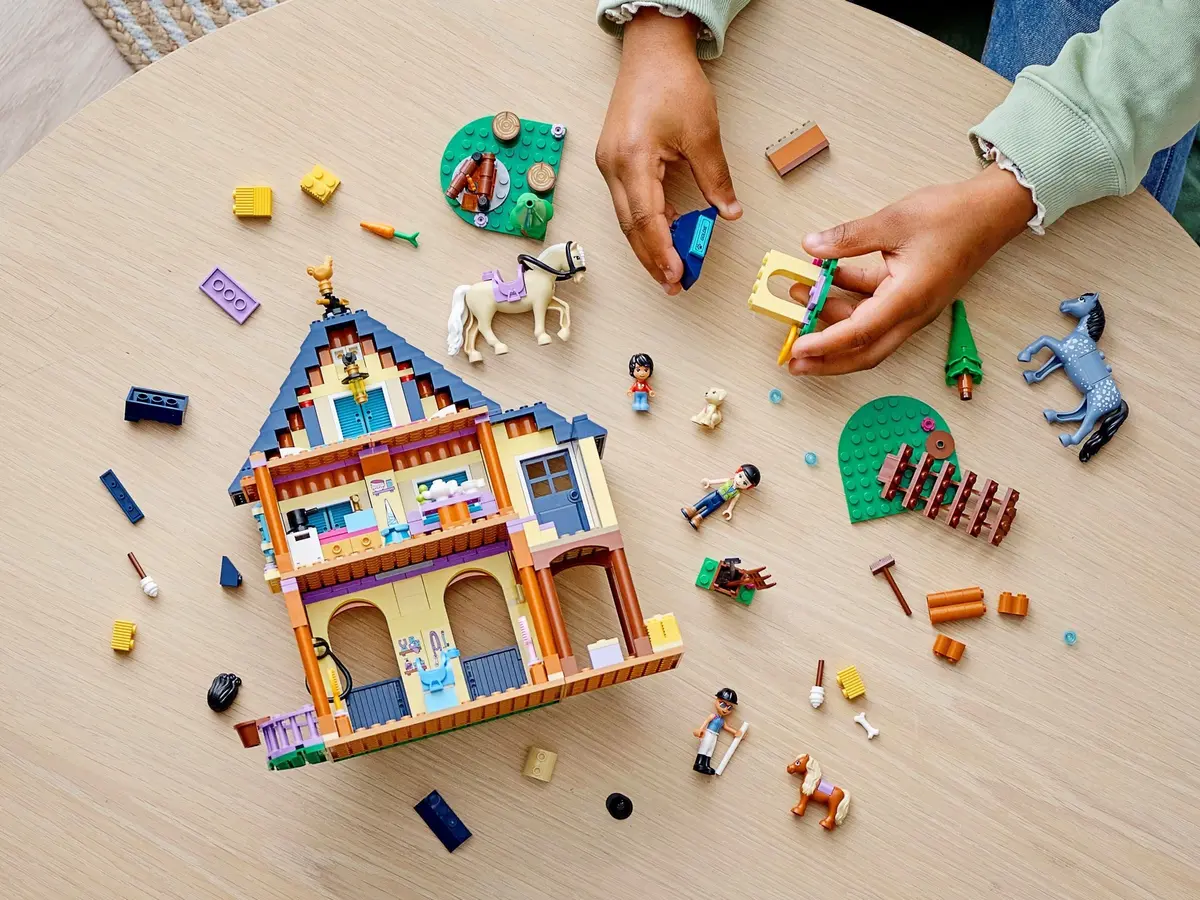 LEGO Friends 41683 Forest Horseback Riding Centre set, image 7