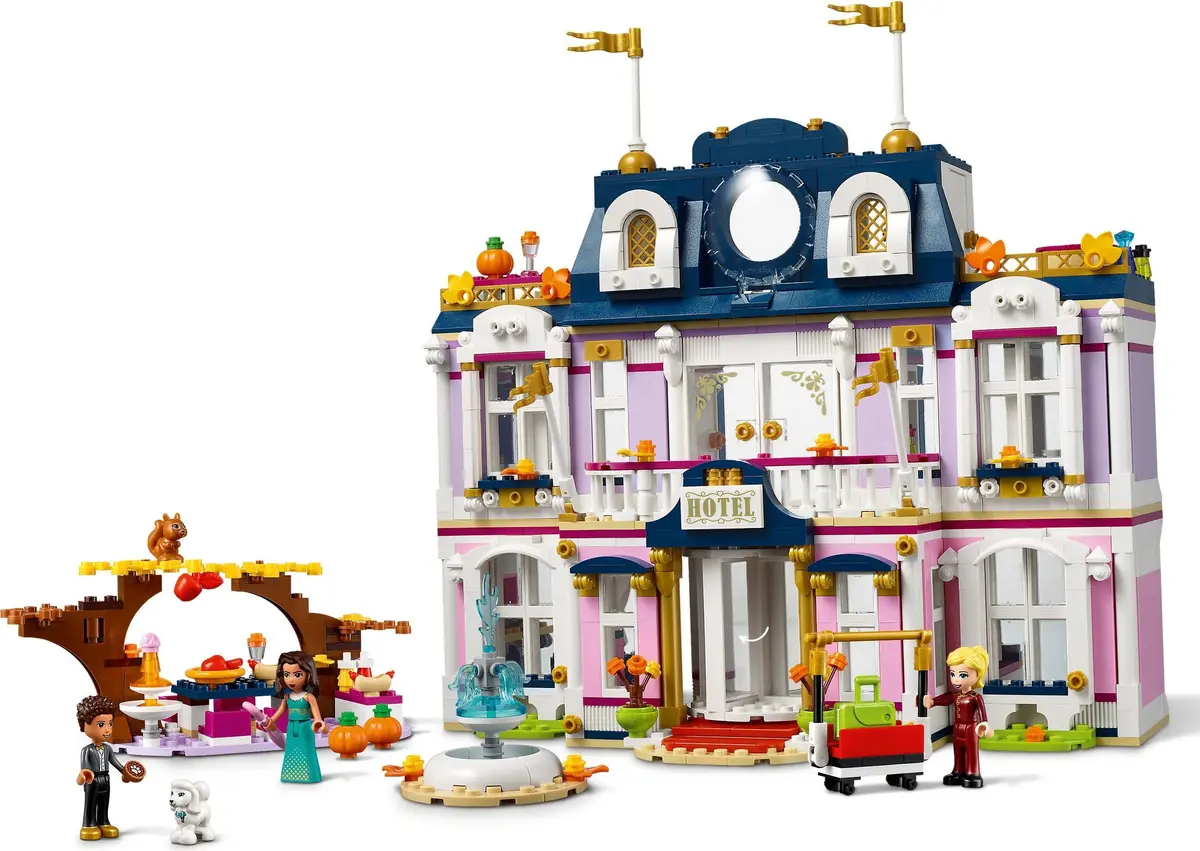 LEGO Friends 41684 Heartlake City Grand Hotel set, image 25