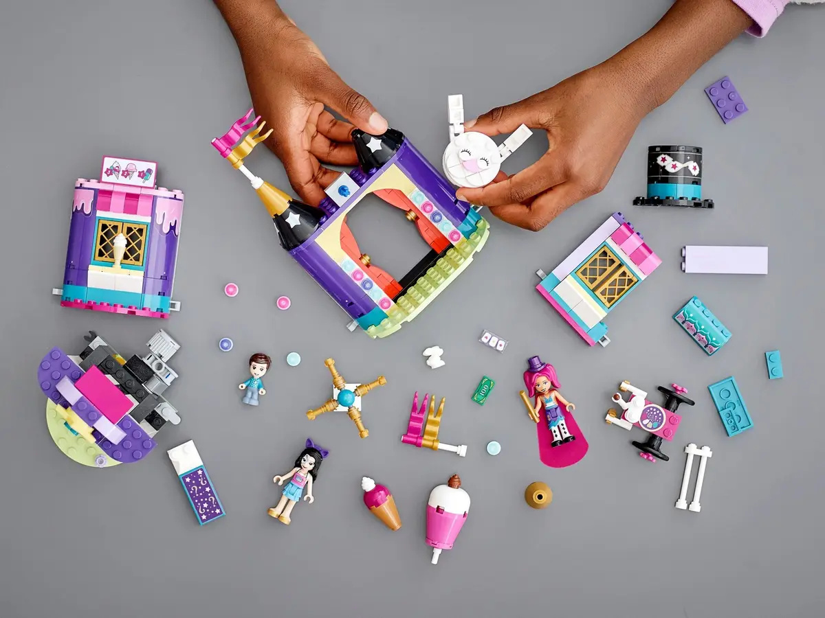 LEGO Friends 41687 Magical Funfair Stalls set, image 8