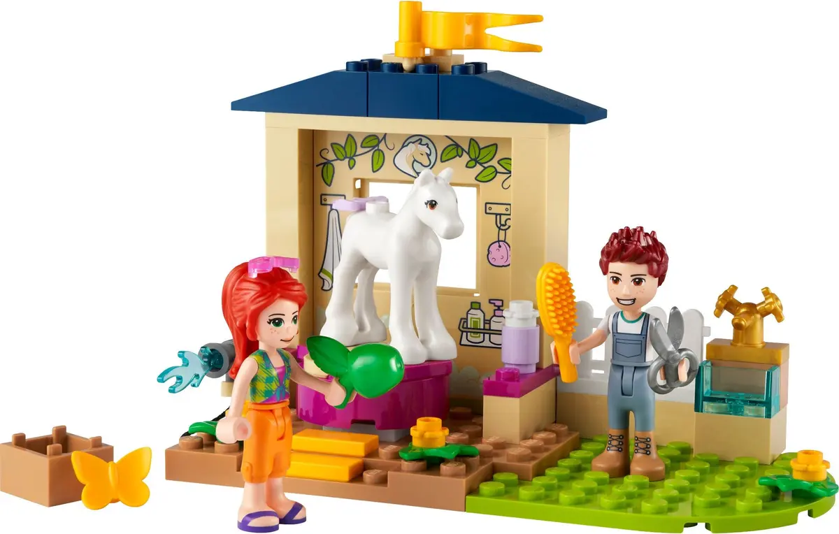 LEGO Friends 41696 Pony-Washing Stable set
