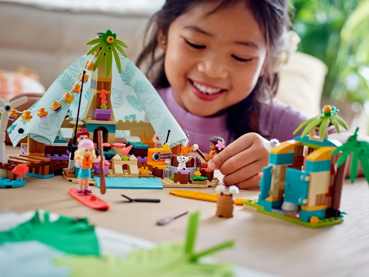 LEGO Friends 41700 Beach Glamping set, image 7