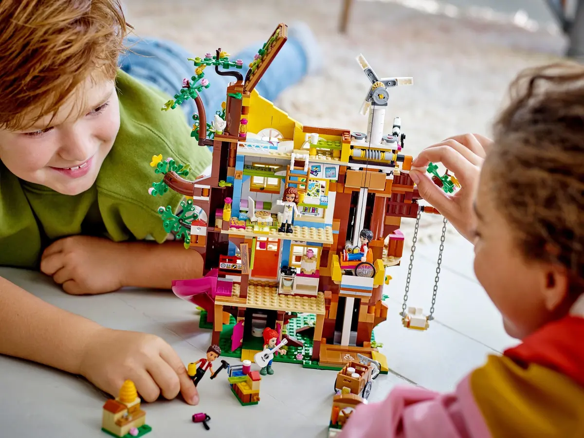 LEGO Friends 41703 Friendship Tree House set, image 4