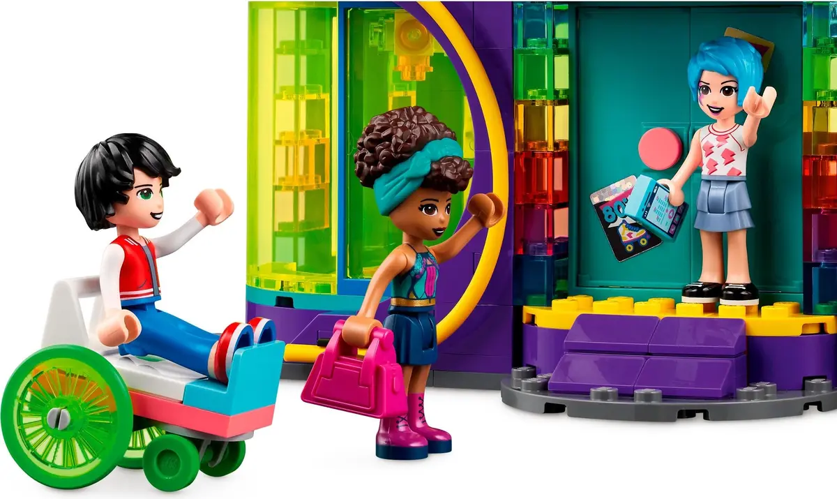 LEGO Friends 41708 Roller Disco Arcade set, image 5