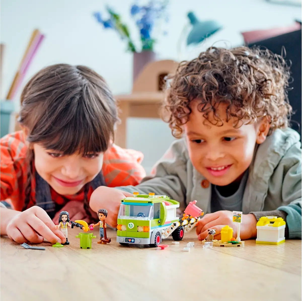 LEGO Friends 41712 Recycling Truck set, image 9