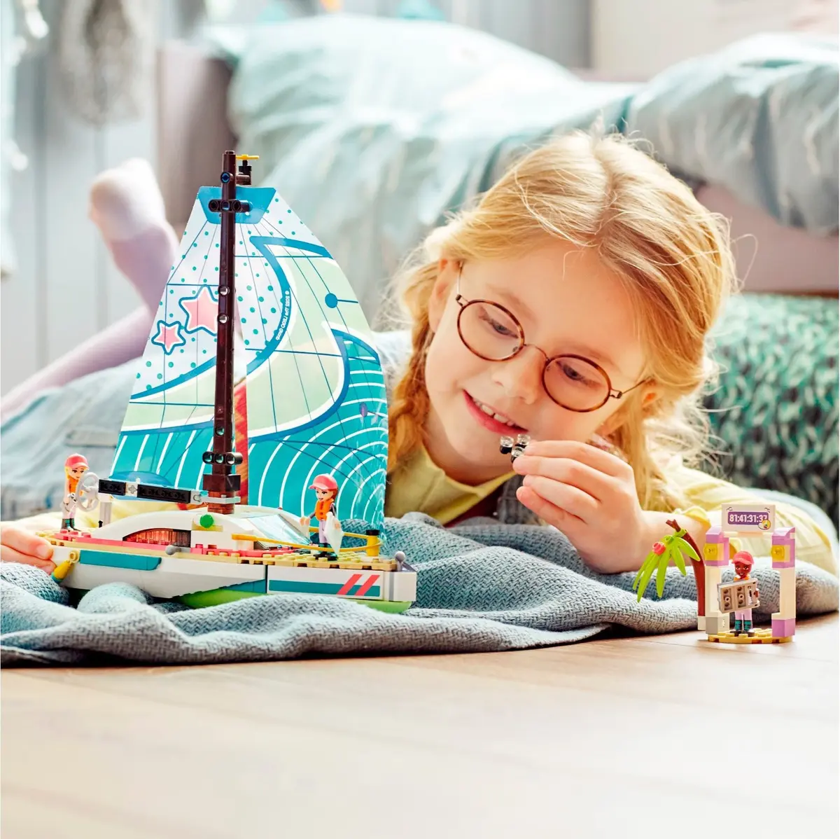 LEGO Friends 41716 Stephanie's Sailing Adventure set, image 11
