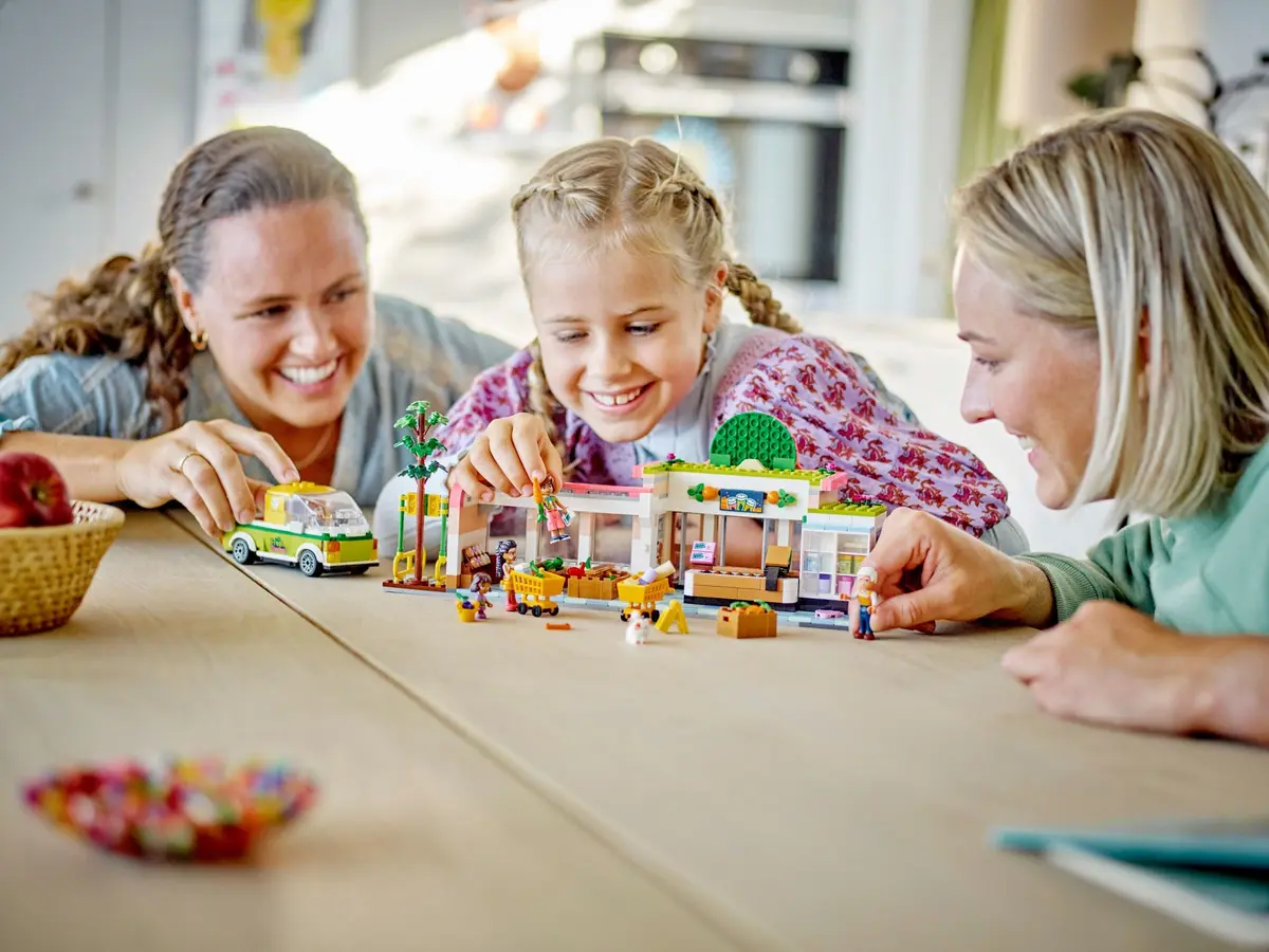 LEGO Friends 41729 Organic Grocery Store set, image 3