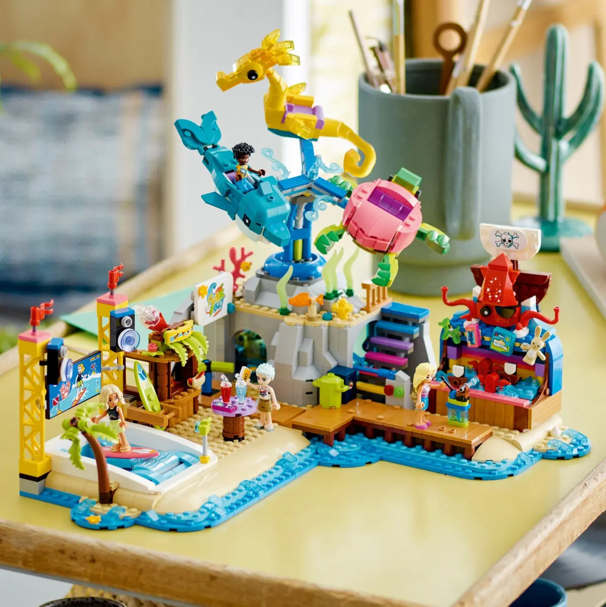 LEGO Friends 41737 Beach Amusement Park set, image 10