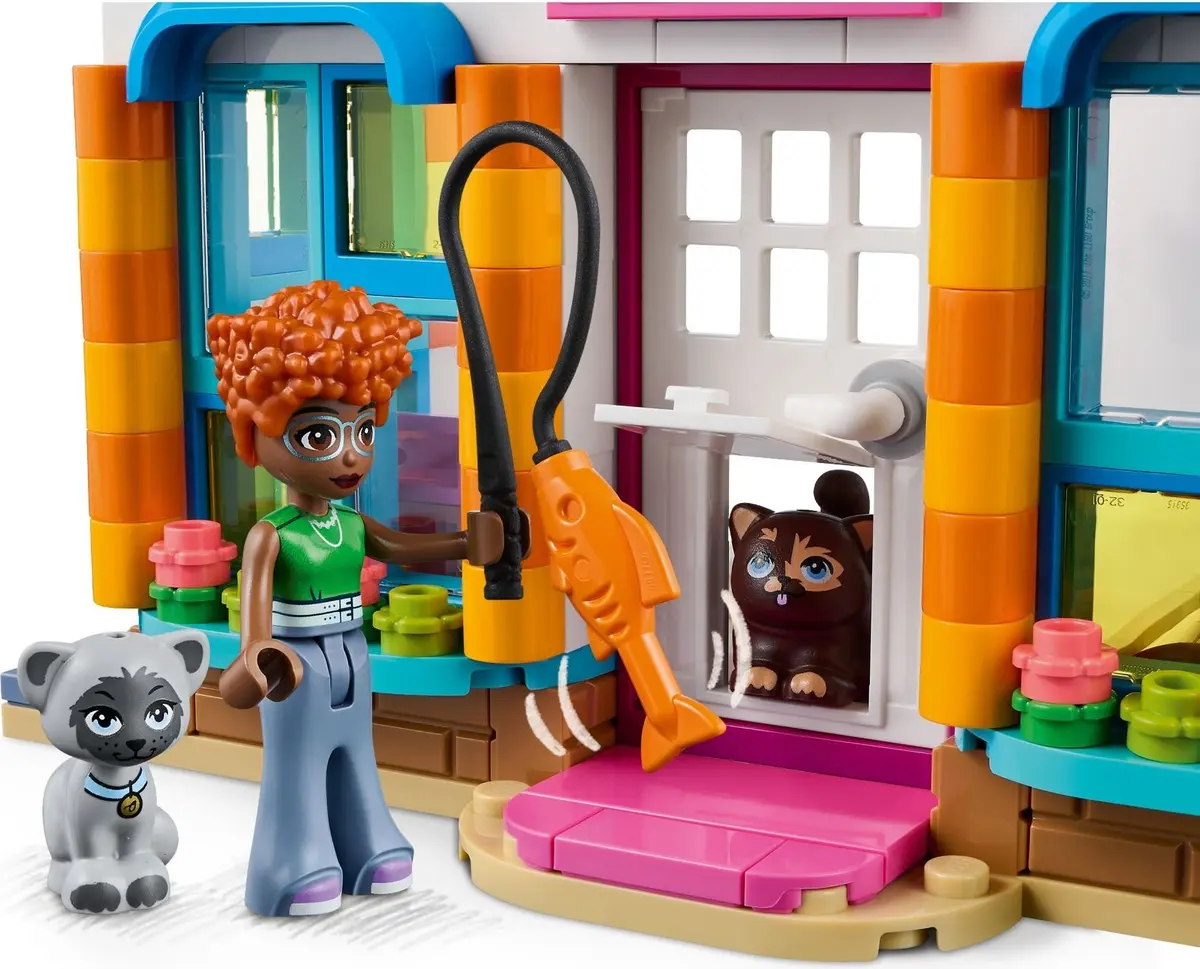 LEGO Friends 41742 Cat Hotel set, image 7