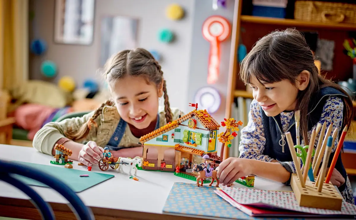 LEGO Friends 41745 Autumn's Horse Stable set, image 11