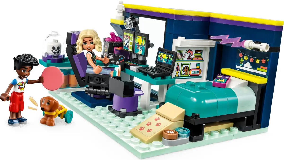 LEGO Friends 41755 Nova's Room set, image 3