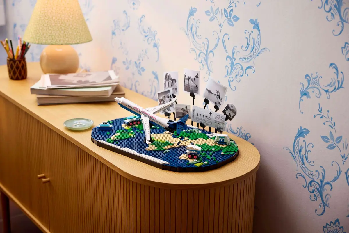 LEGO Miscellaneous 41838 Travel Moments set, image 10