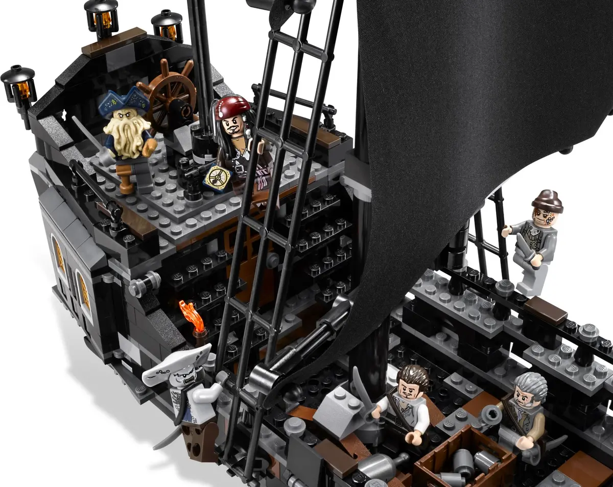 LEGO Pirates of the Caribbean 4184 The Black Pearl set, image 7