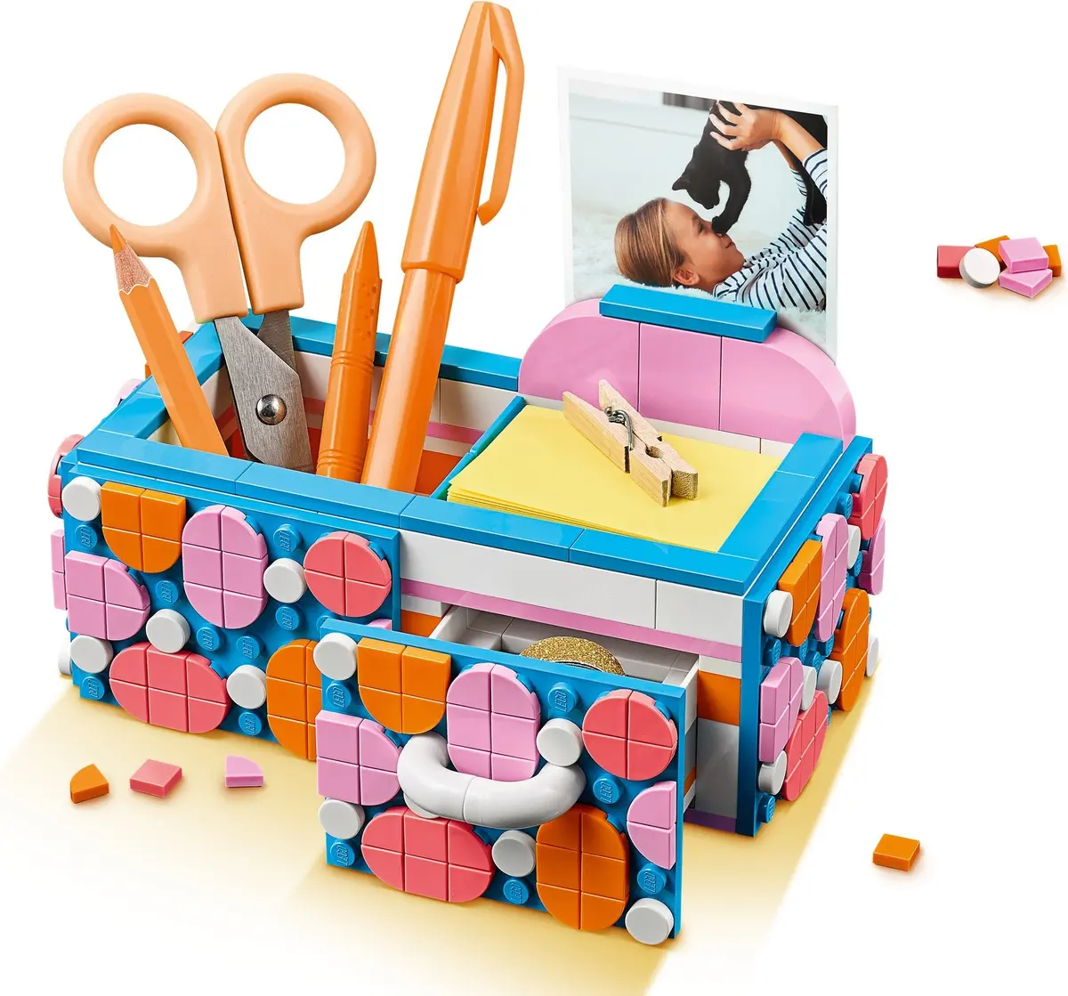 LEGO Dots 41907 Desk Organiser set, image 6