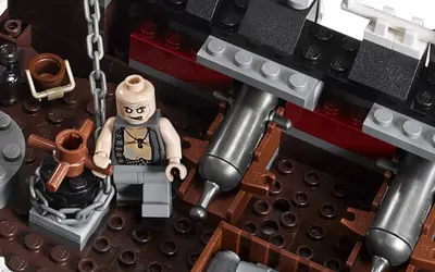 LEGO Pirates of the Caribbean 4195 Queen Anne's Revenge set, image 6
