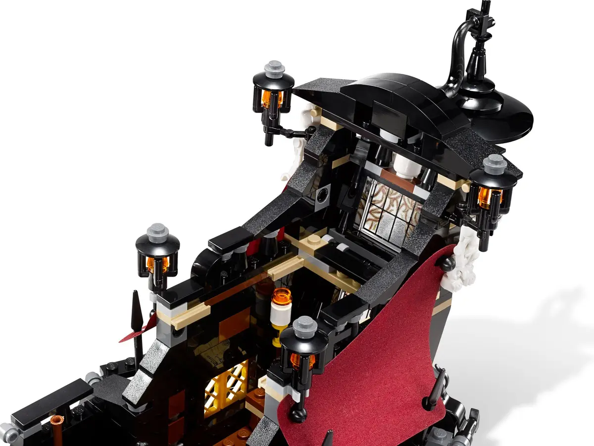 LEGO Pirates of the Caribbean 4195 Queen Anne's Revenge set, image 14