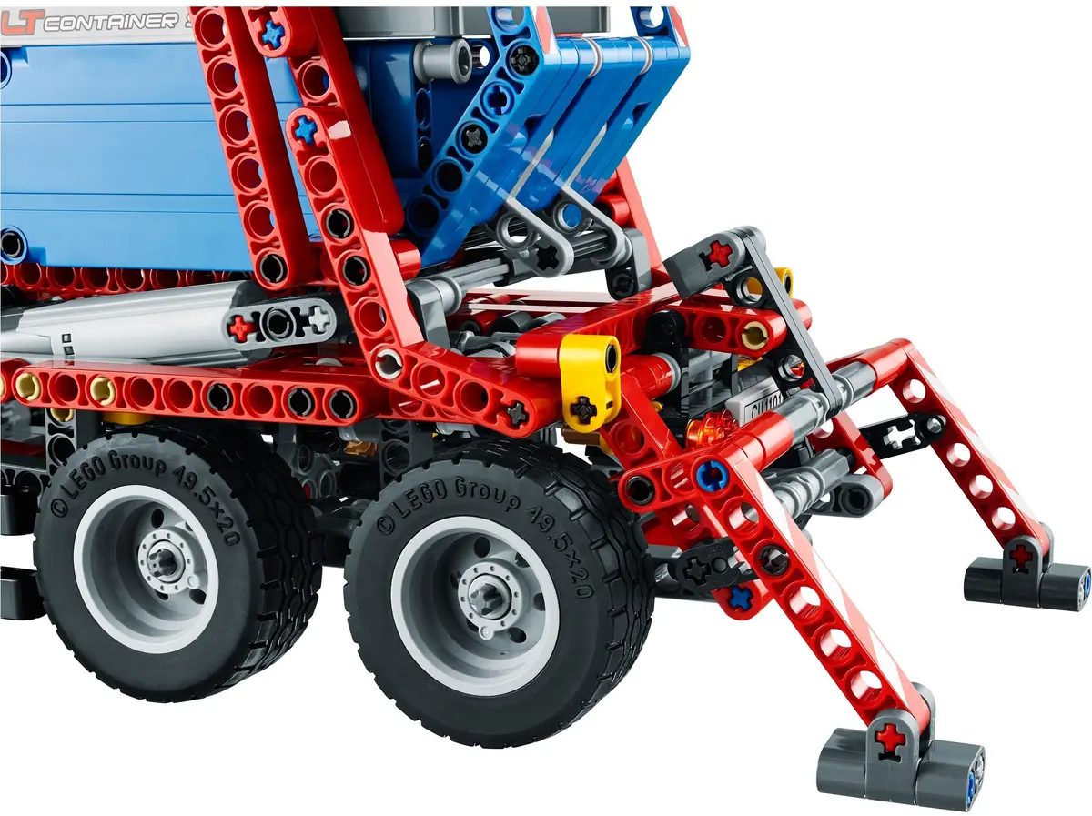 LEGO Technic 42024 Container Truck set, image 5