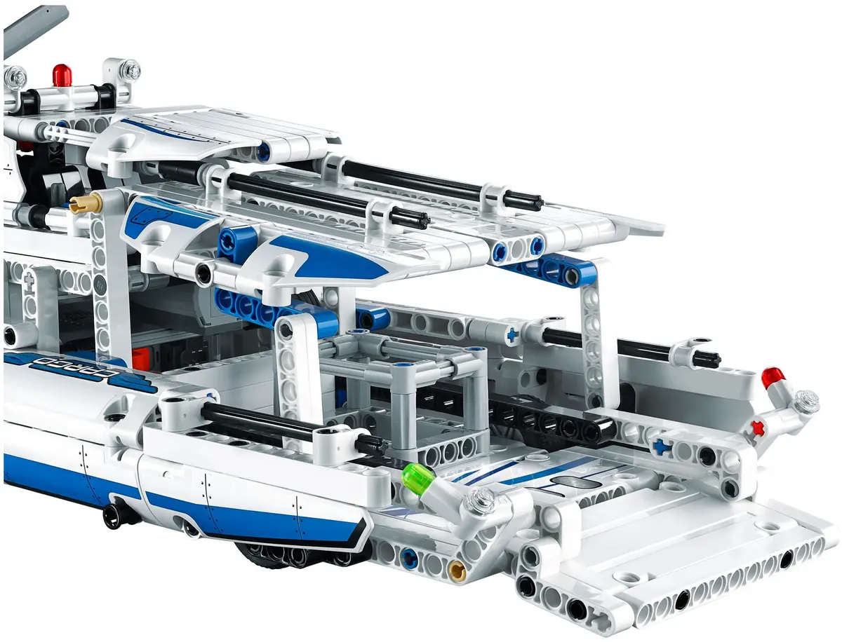 LEGO Technic 42025 Cargo Plane set, image 6