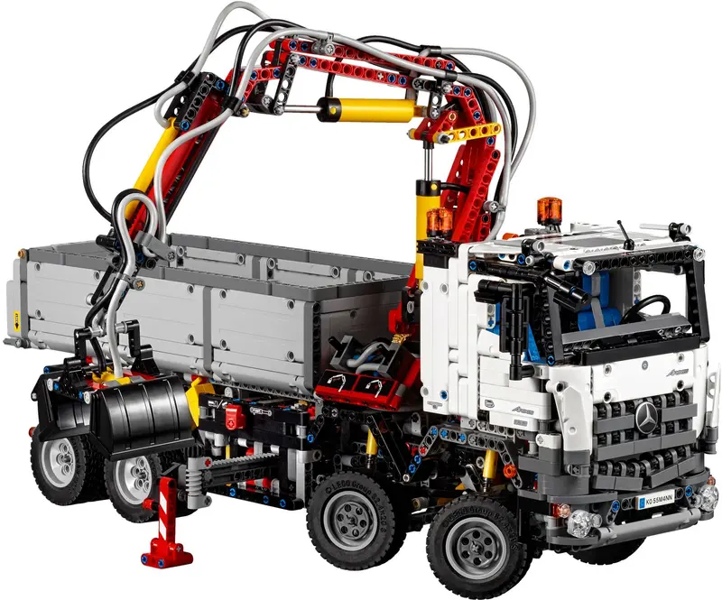 LEGO Technic 42043 Mercedes-Benz Arocs 3245 set