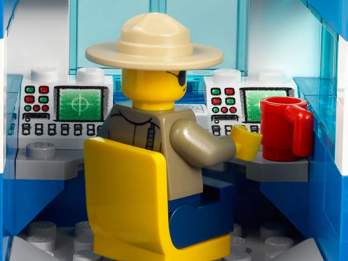 LEGO City 4205 Off-road Command Centre set, image 17