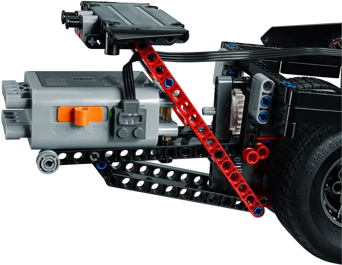 LEGO Technic 42050 Drag Racer set, image 7