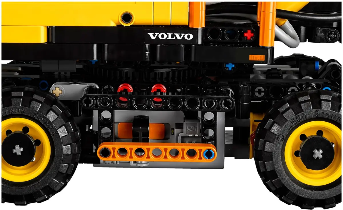 LEGO Technic 42053 Volvo EW160E set, image 5