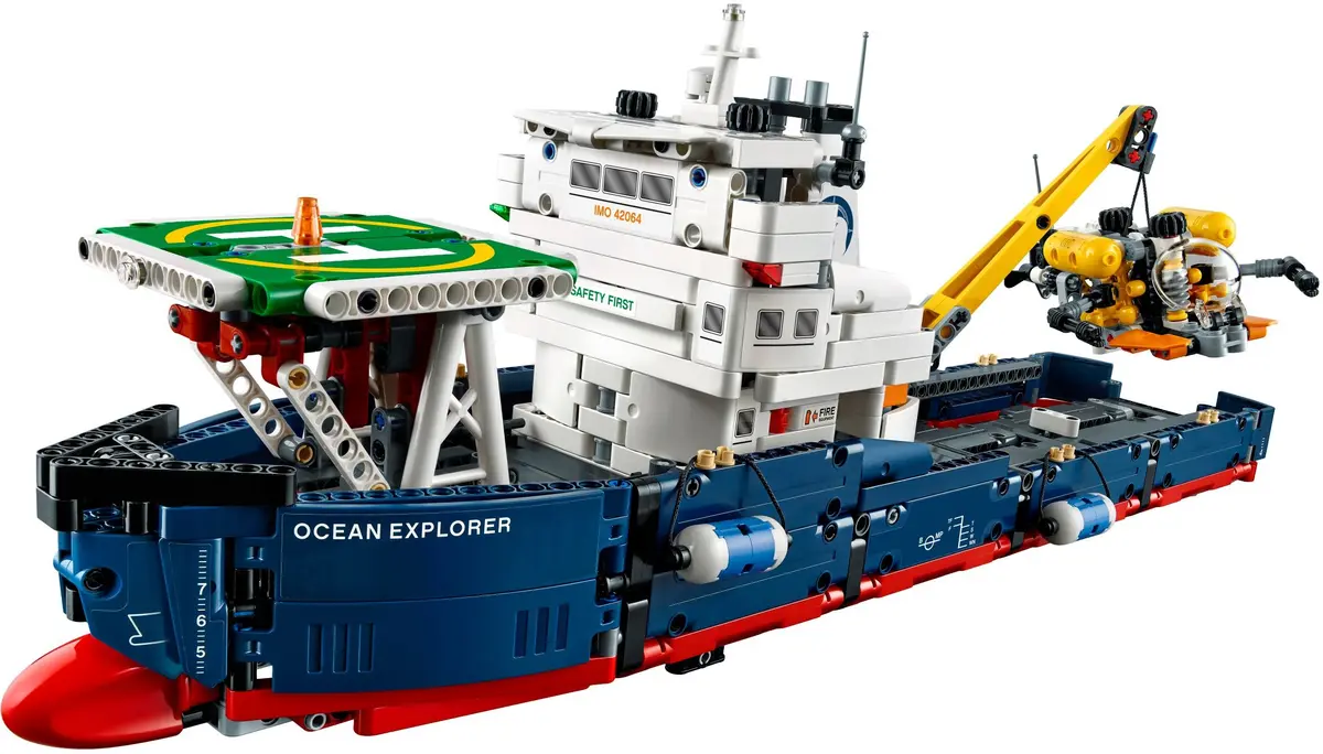 LEGO Technic 42064 Ocean Explorer set, image 3