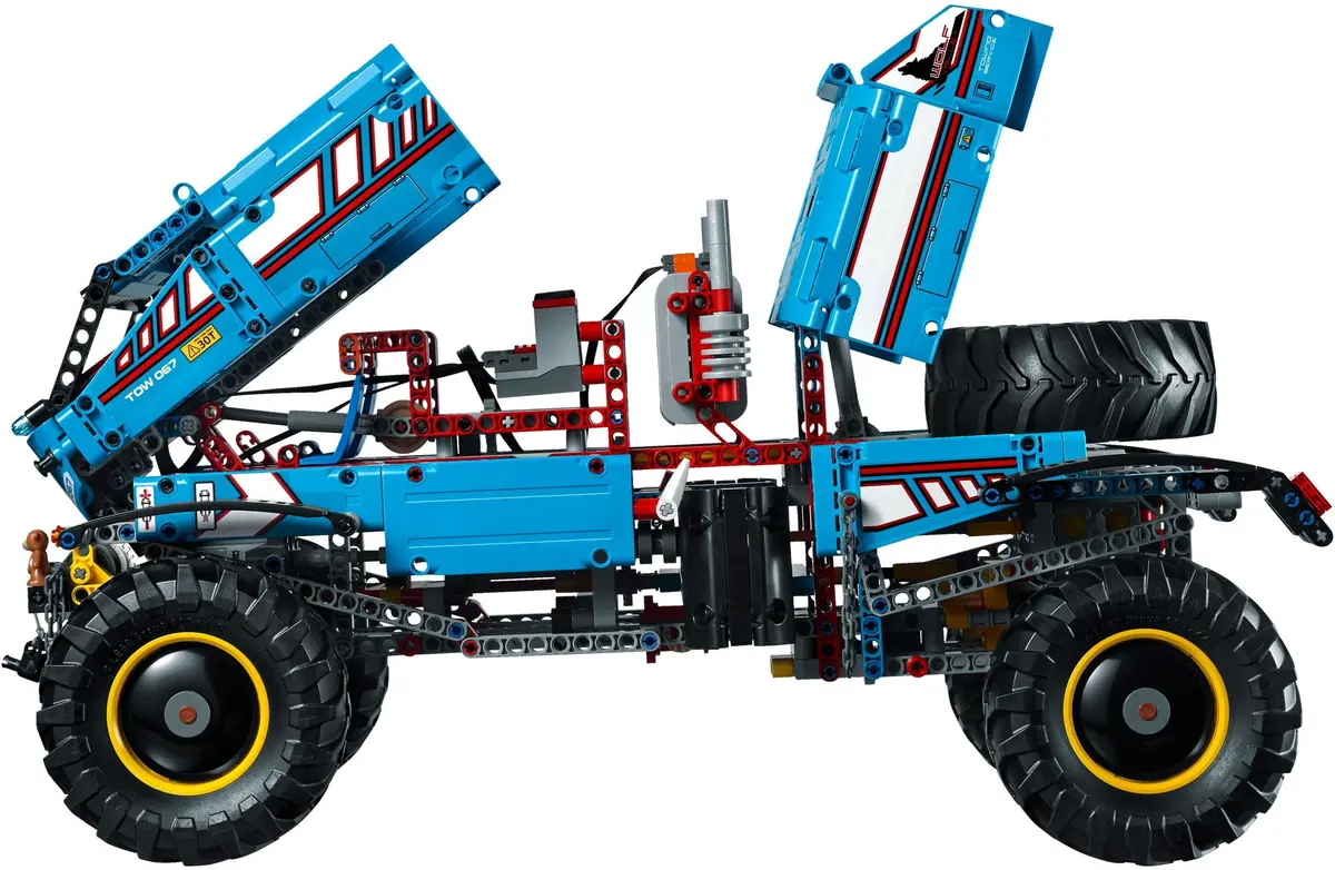 LEGO Technic 42070 6x6 All Terrain Tow Truck set, image 7