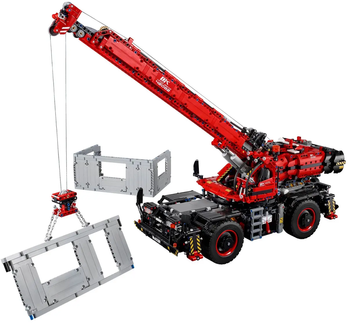 LEGO Technic 42082 Rough Terrain Crane set