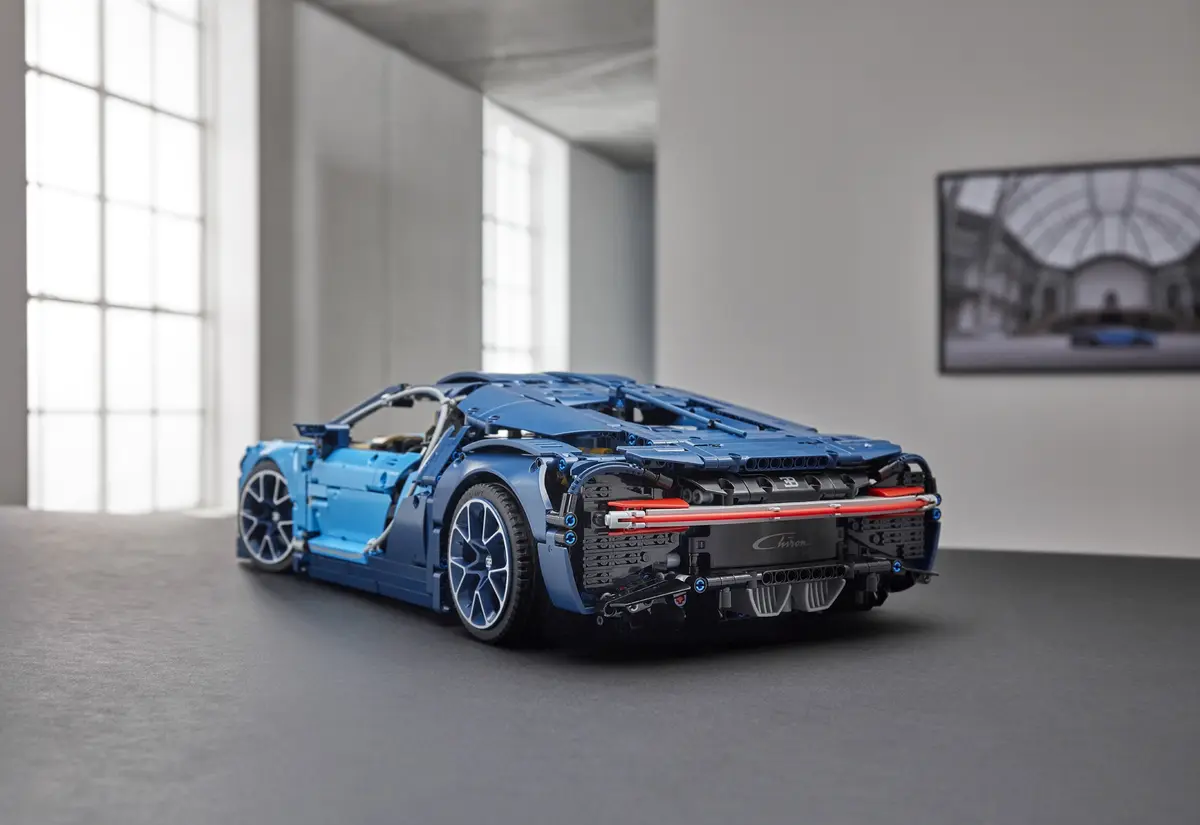 LEGO Technic 42083 Bugatti Chiron set, image 36