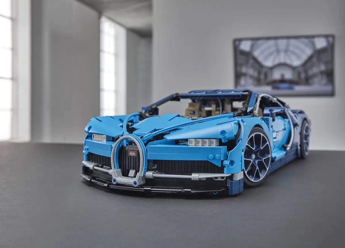 LEGO Technic 42083 Bugatti Chiron set, image 25