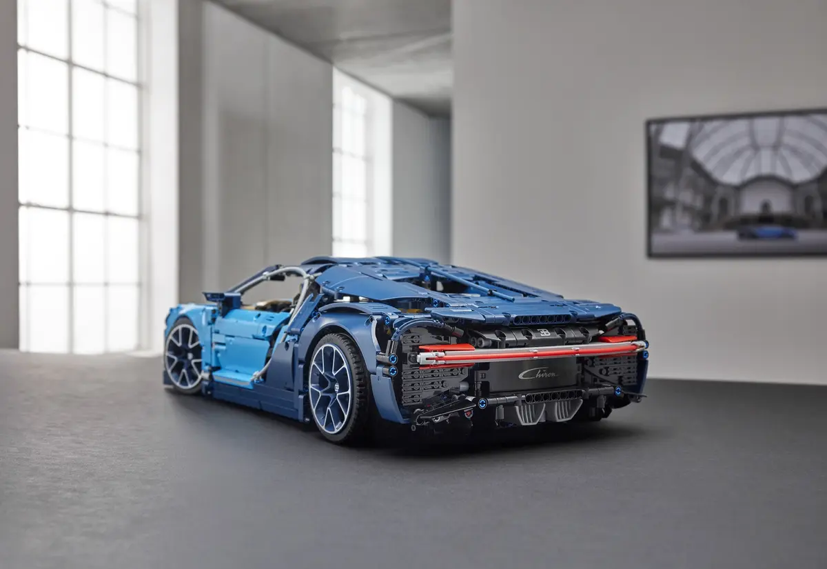 LEGO Technic 42083 Bugatti Chiron set, image 37