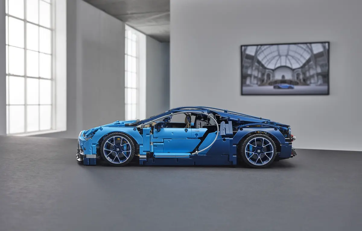 LEGO Technic 42083 Bugatti Chiron set, image 38