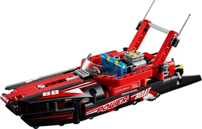 LEGO Technic 42089 Power Boat set