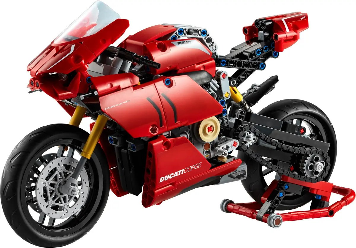 LEGO Technic 42107 Ducati Panigale V4 R set