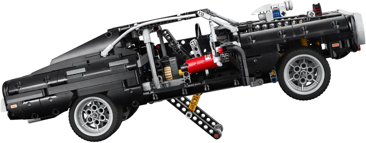LEGO Technic 42111 Dom's Dodge Charger set, image 7