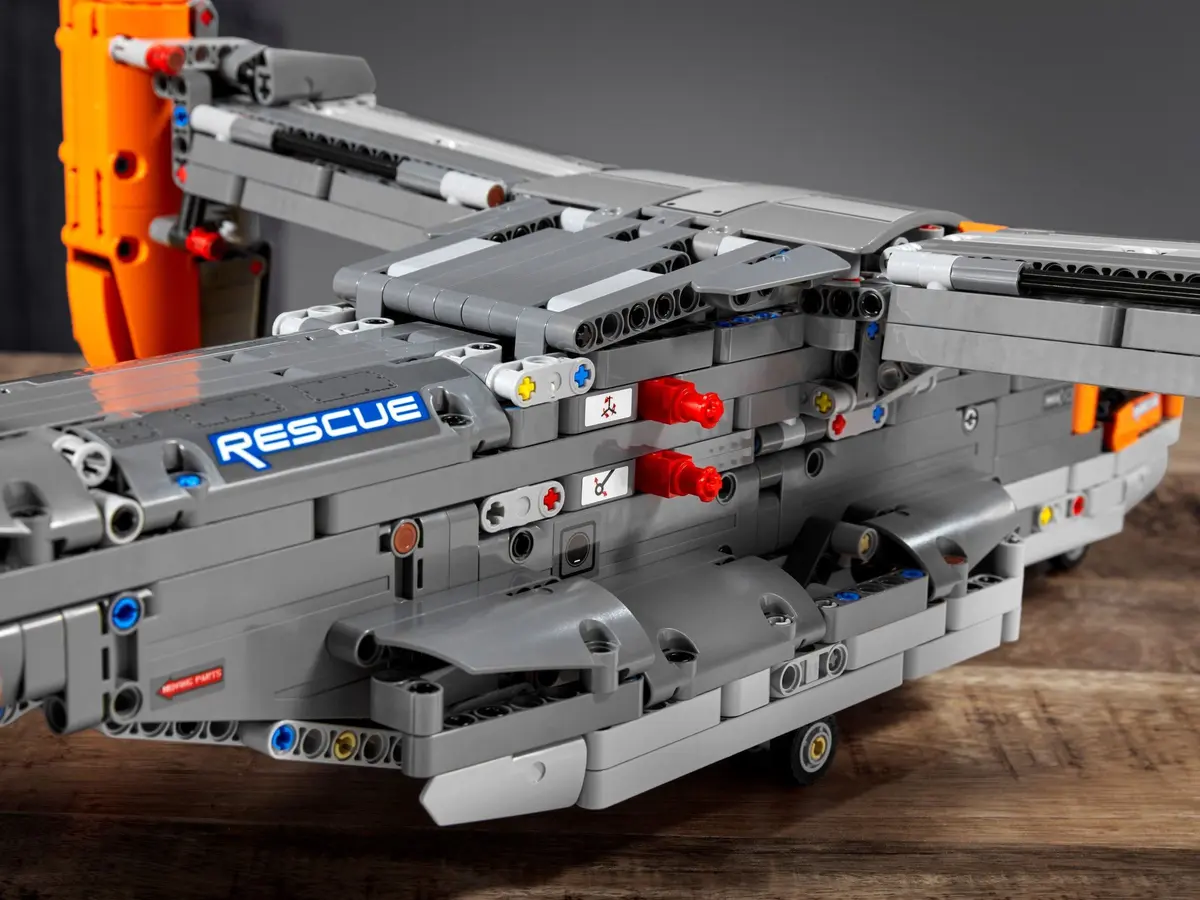 LEGO Technic 42113 Bell-Boeing V-22 Osprey set, image 7