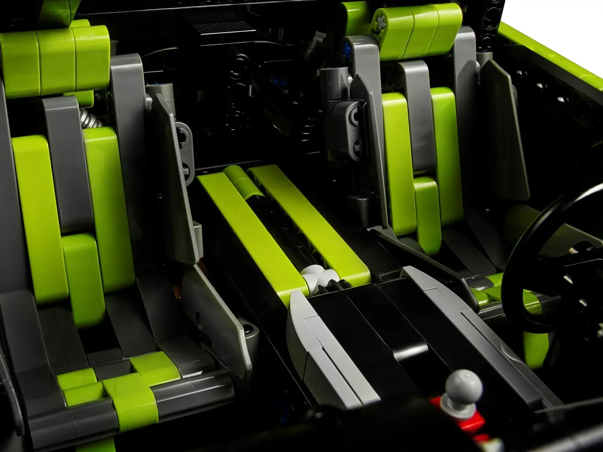 LEGO Technic 42115 Lamborghini Sián FKP 37 set, image 12