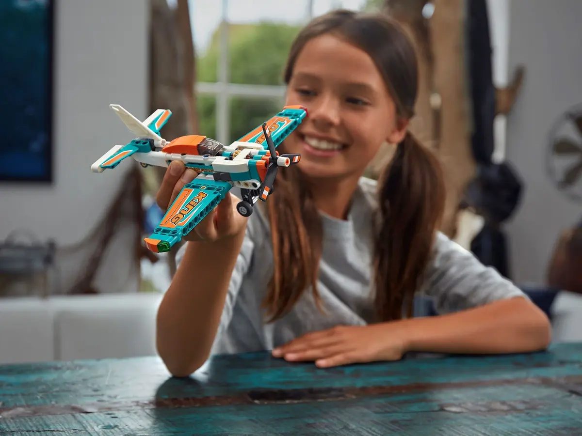 LEGO Technic 42117 Race Plane set, image 9