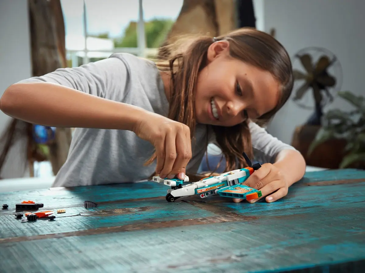 LEGO Technic 42117 Race Plane set, image 7