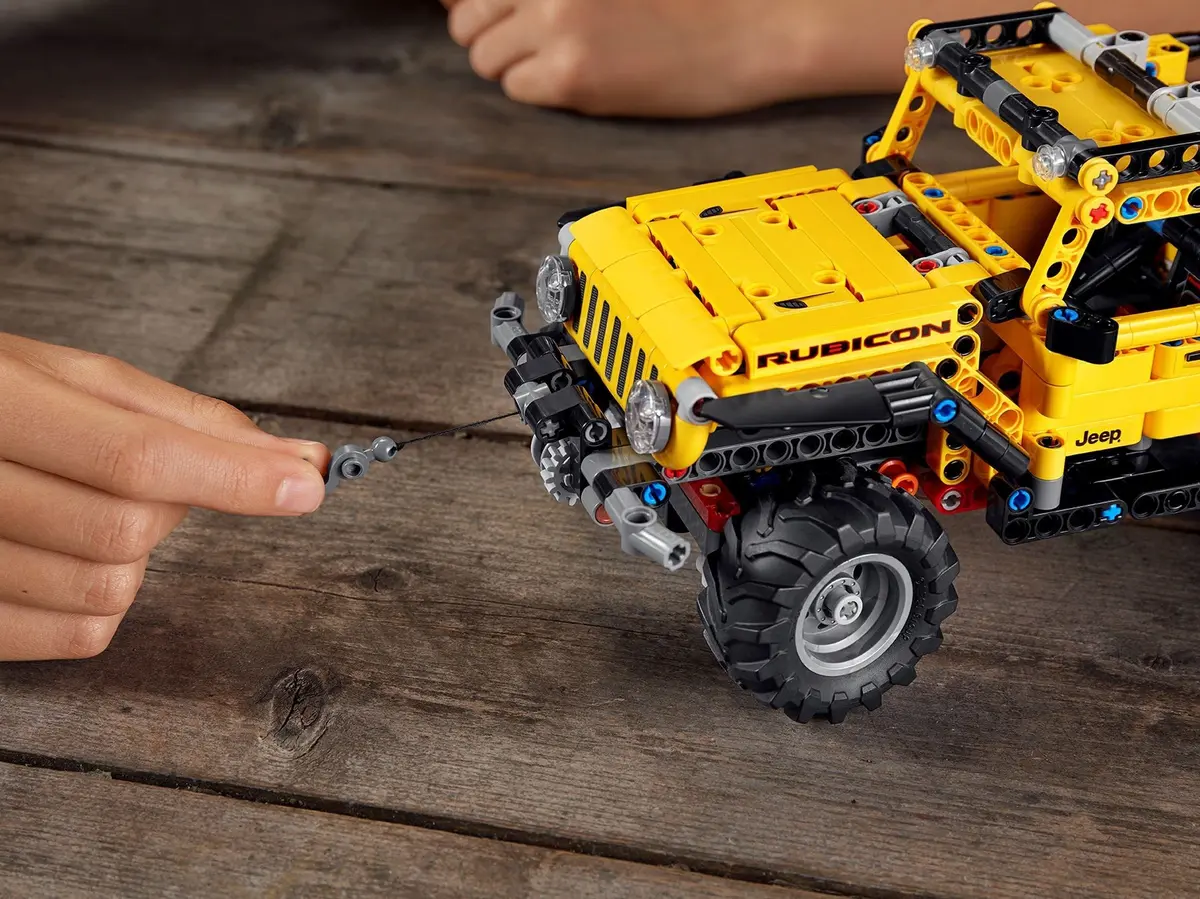 LEGO Technic 42122 Jeep Wrangler set, image 5