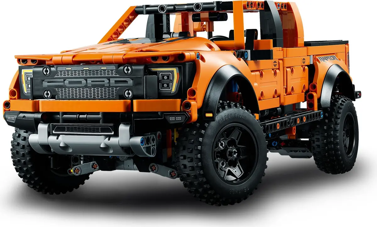 LEGO Technic 42126 Ford F-150 Raptor set, image 7