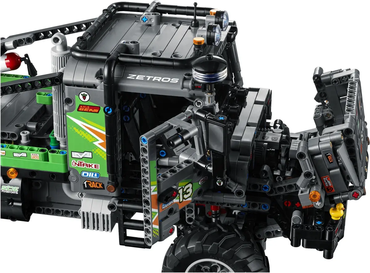 LEGO Technic 42129 4x4 Mercedes-Benz Zetros Trial Truck set, image 5