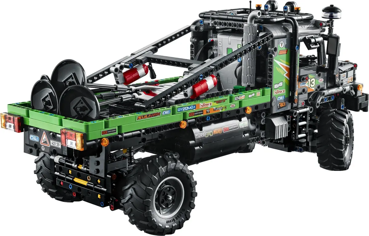 LEGO Technic 42129 4x4 Mercedes-Benz Zetros Trial Truck set, image 3