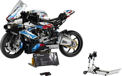 LEGO Technic 42130 BMW M 1000 RR set